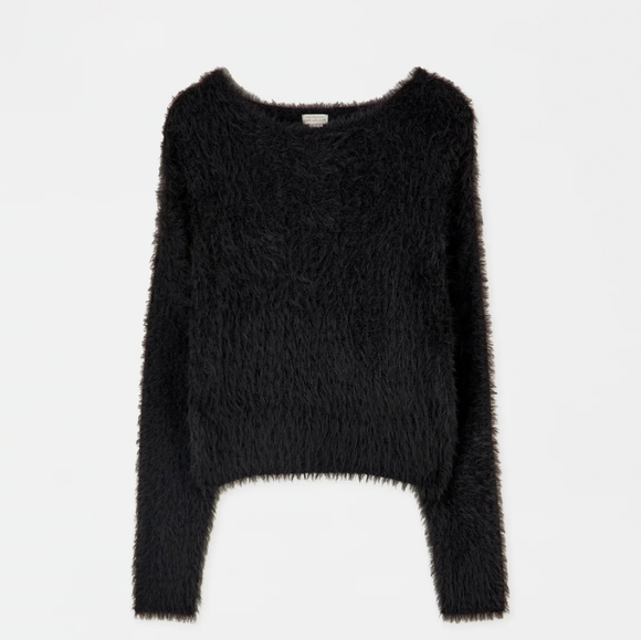 Pull&Bear Sweaters - Pull&bear Cropped faux fur sweater